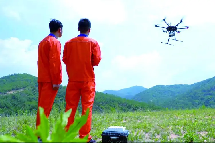 前进无人机倾斜摄影巡检拍摄